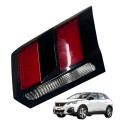 Lanterna Peugeot 3008 2018 2021 Tampa Direita Direito/passageiro Vermelho