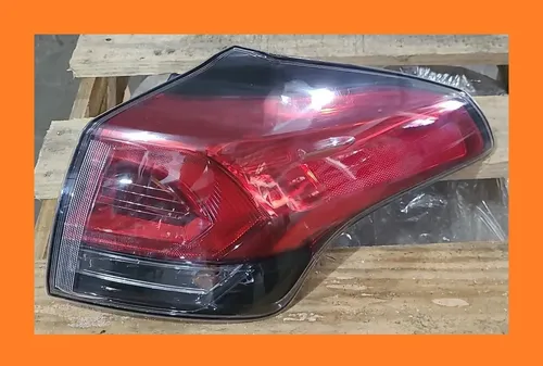 Lanterna Traseira Direita Toyota Rav4 16 17 18 Direito